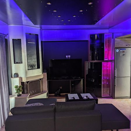 Modern Quiet Luxury Apartment Patra ภายนอก รูปภาพ