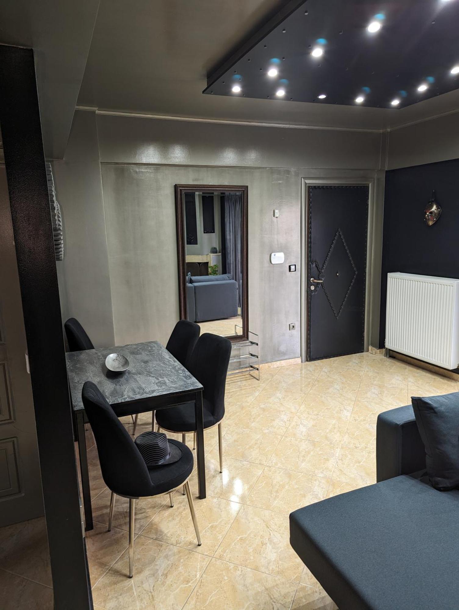 Modern Quiet Luxury Apartment Patra ภายนอก รูปภาพ
